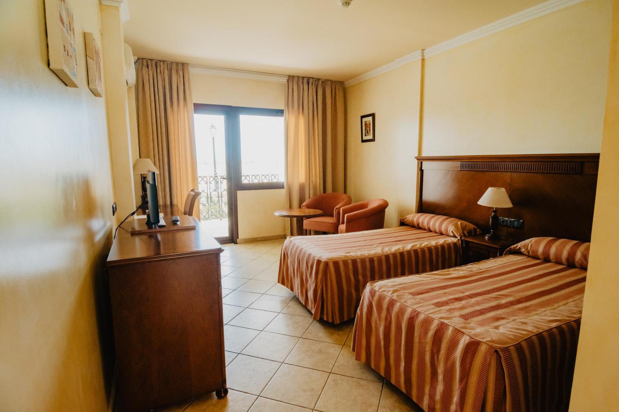 Hotel Hacienda Don Manuel Granja de Torrehermosa Ngoại thất bức ảnh