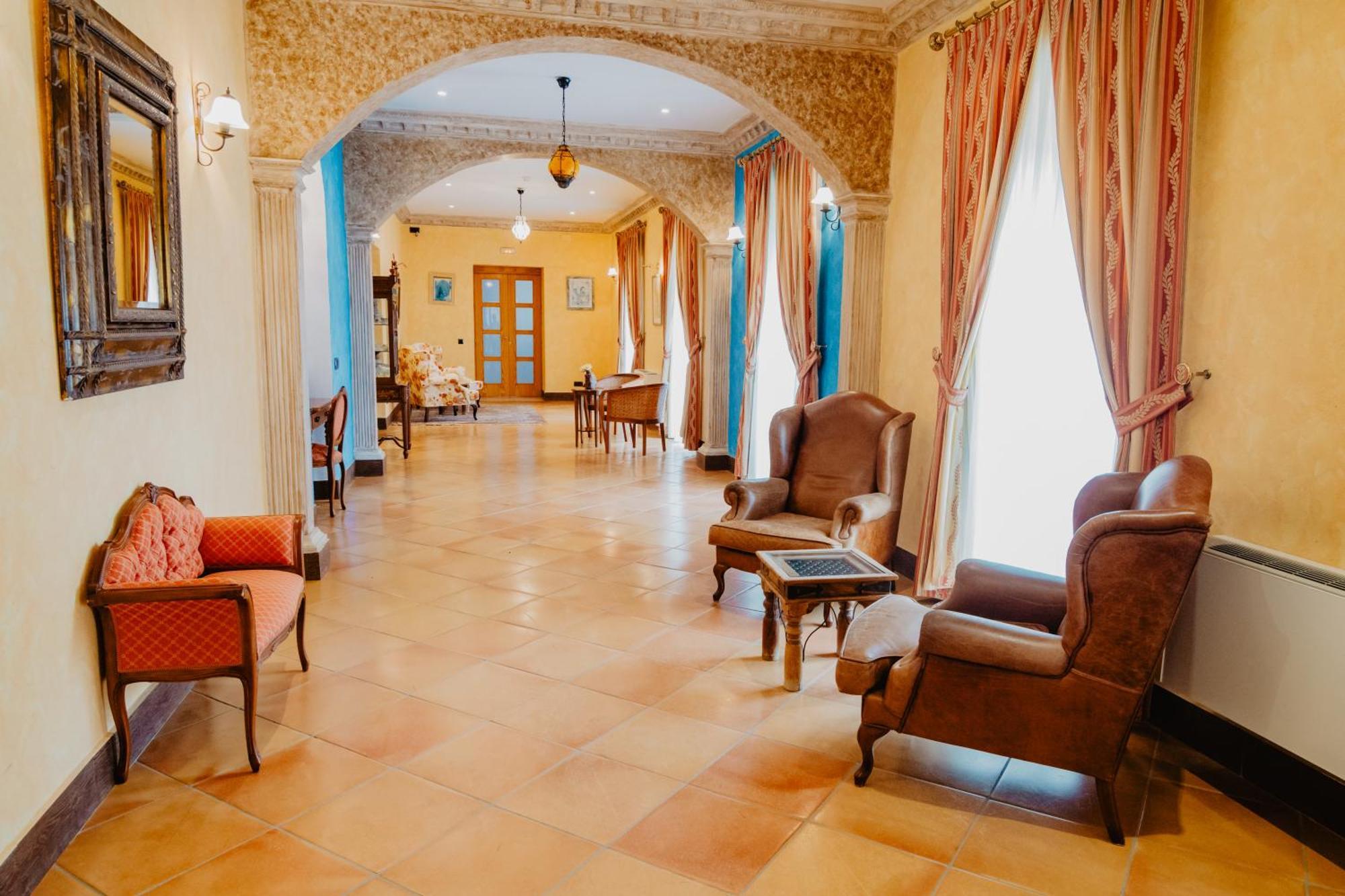 Hotel Hacienda Don Manuel Granja de Torrehermosa Ngoại thất bức ảnh