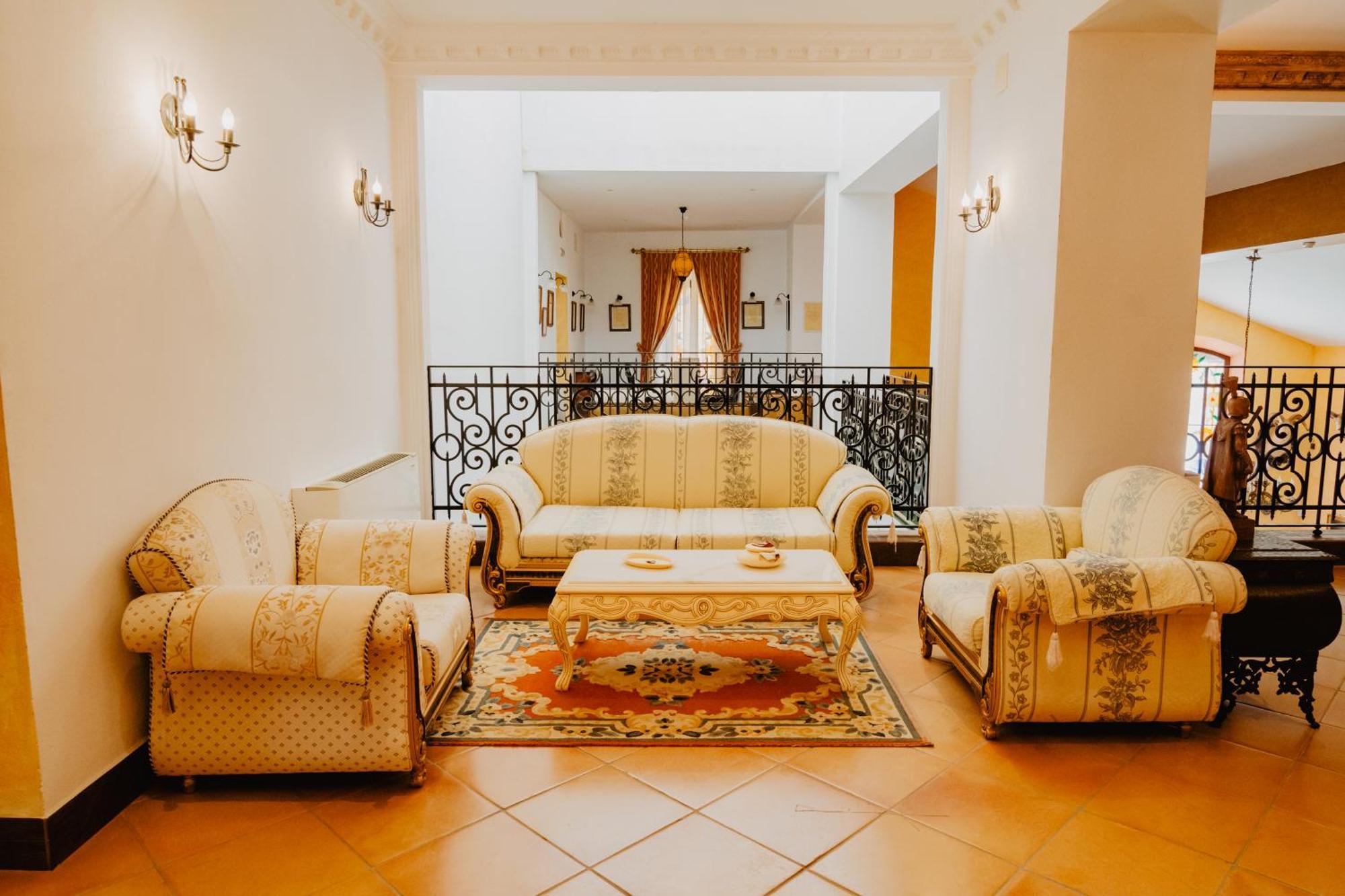 Hotel Hacienda Don Manuel Granja de Torrehermosa Ngoại thất bức ảnh