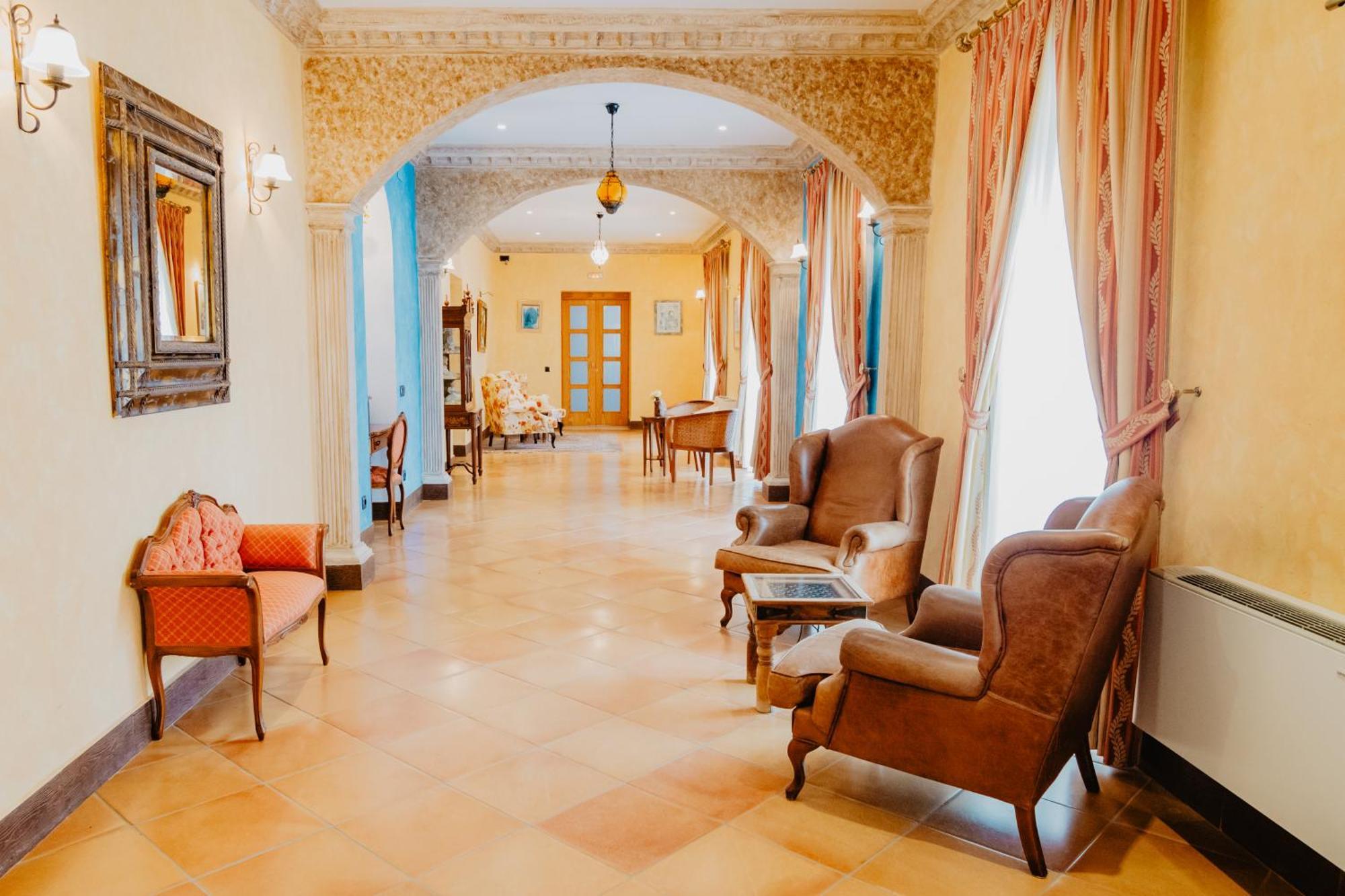 Hotel Hacienda Don Manuel Granja de Torrehermosa Ngoại thất bức ảnh