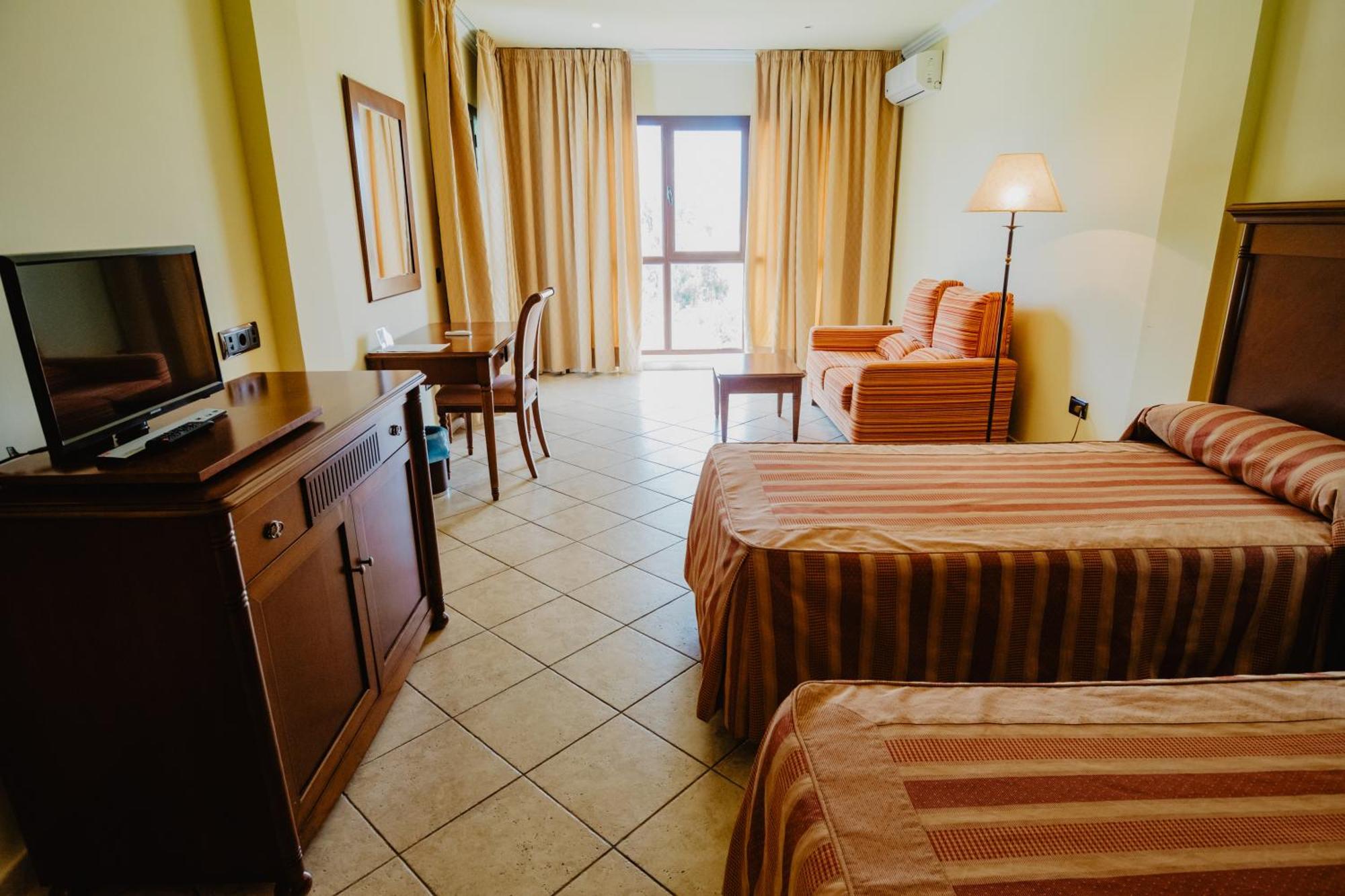 Hotel Hacienda Don Manuel Granja de Torrehermosa Ngoại thất bức ảnh
